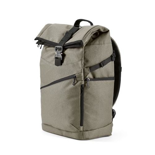 COLOMA - Sac à dos 28L rPET. Haut enroulable. Poche ordinateur 17