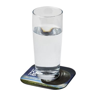 BRITEQUAD GUM -Sous-verre carré Brite-Mat® en pneu