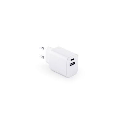 WEGENER - Adaptateur secteur avec port USB-A 18W et USB-C 20W en ABS recyclé (100 % rABS)